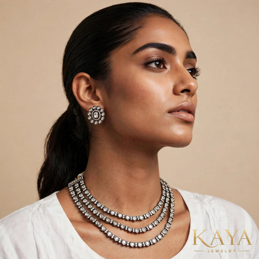 Almas - 03-model-lowangle.jpg