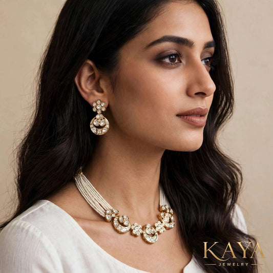 Qamar-e-Bano - 01-model-hero.jpg